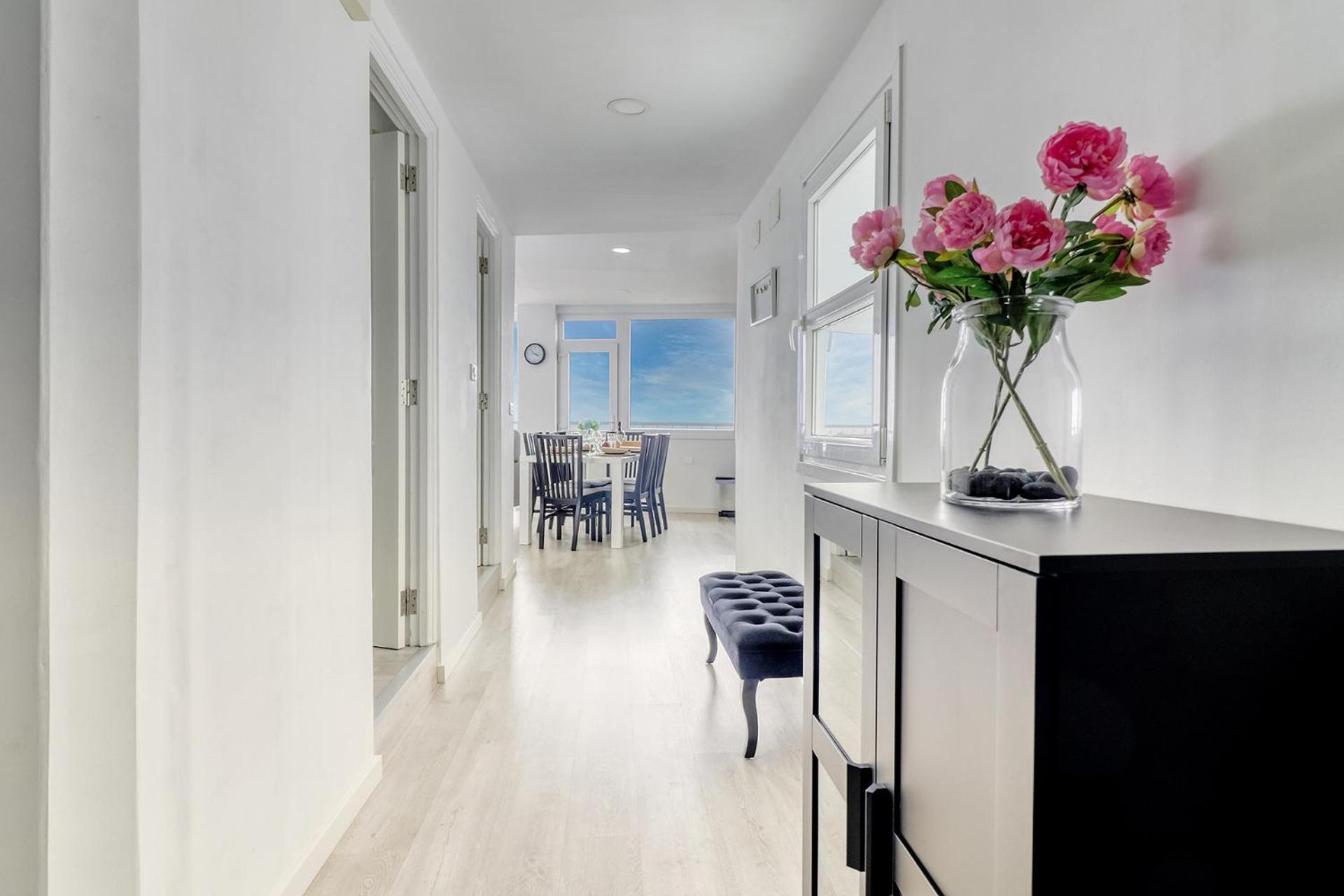 Central Modern Apartment With Private Parking & Ocean View & Coffee Corner 伊科德·德·洛斯·维诺斯 外观 照片