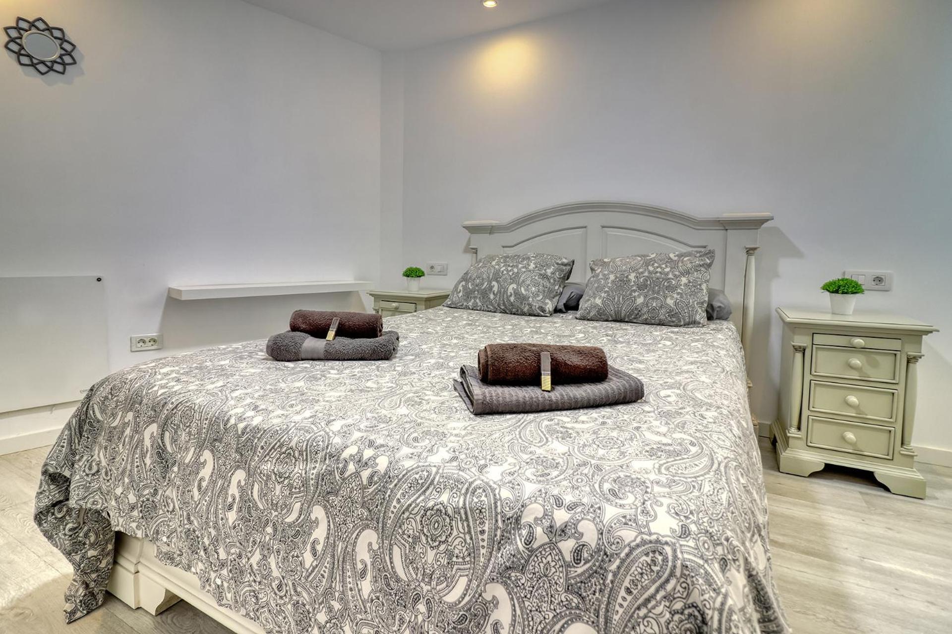 Central Modern Apartment With Private Parking & Ocean View & Coffee Corner 伊科德·德·洛斯·维诺斯 外观 照片